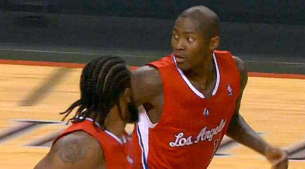 Le banc des Clippers fait la différence face aux Wolves, 11 pts pour Turiaf