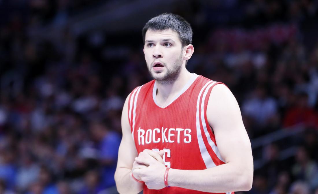 Kostas Papanikolaou coupé par Denver