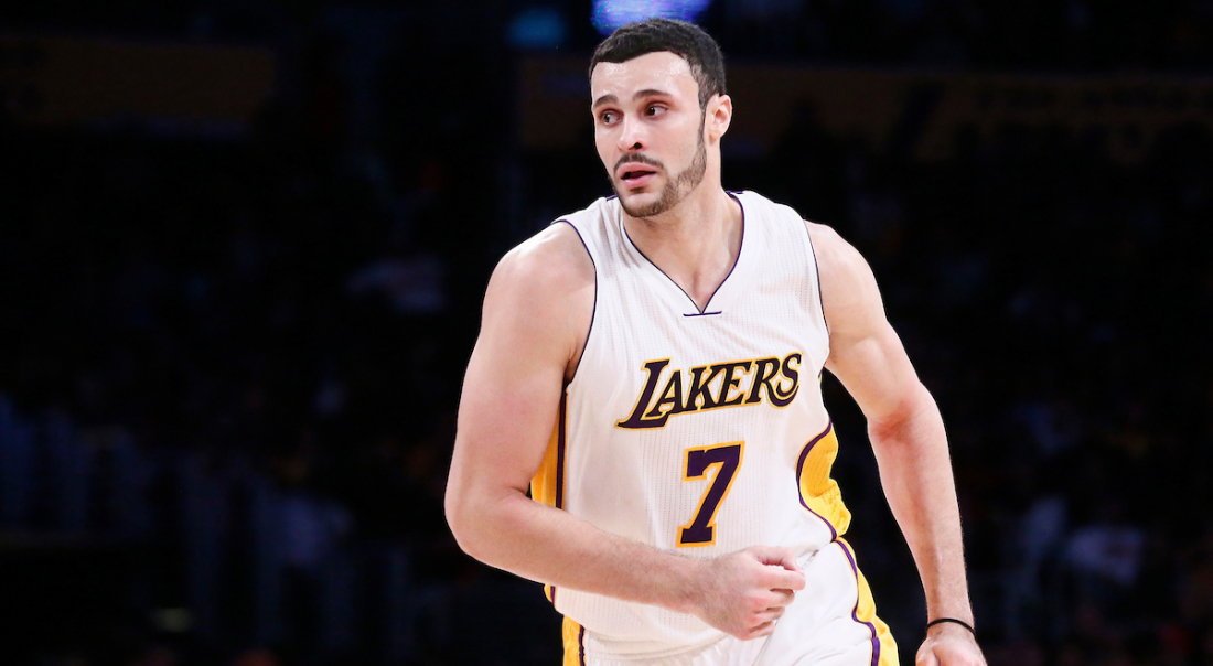 Les Lakers prêts à trader Larry Nance et Jordan Clarkson