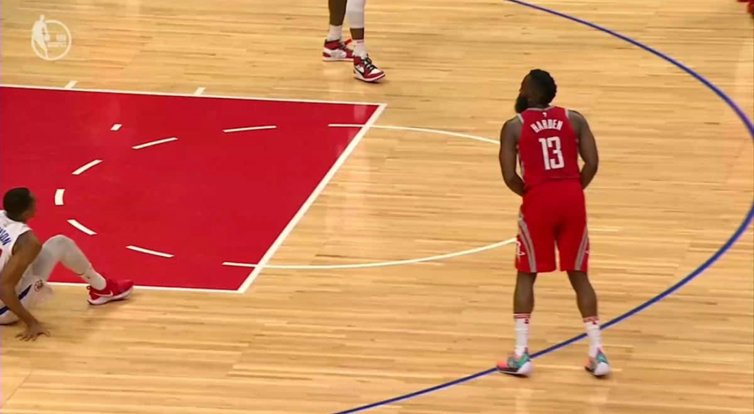 Le cross culte d’Harden sur Johnson, raconté par ses acteurs