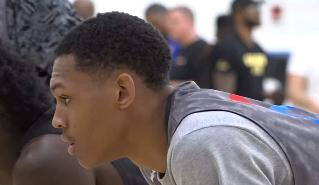 Pionnier : Darius Bazley dit f*** à la NCAA et passe du lycée à la G-League