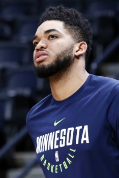 Pourquoi les Wolves ont sacrifié Karl-Anthony Towns ?