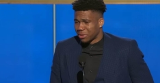 En larmes, Giannis donne un speech de MVP mémorable