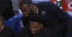 Quand LeBron s’amuse de voir Draymond Green péter un plomb