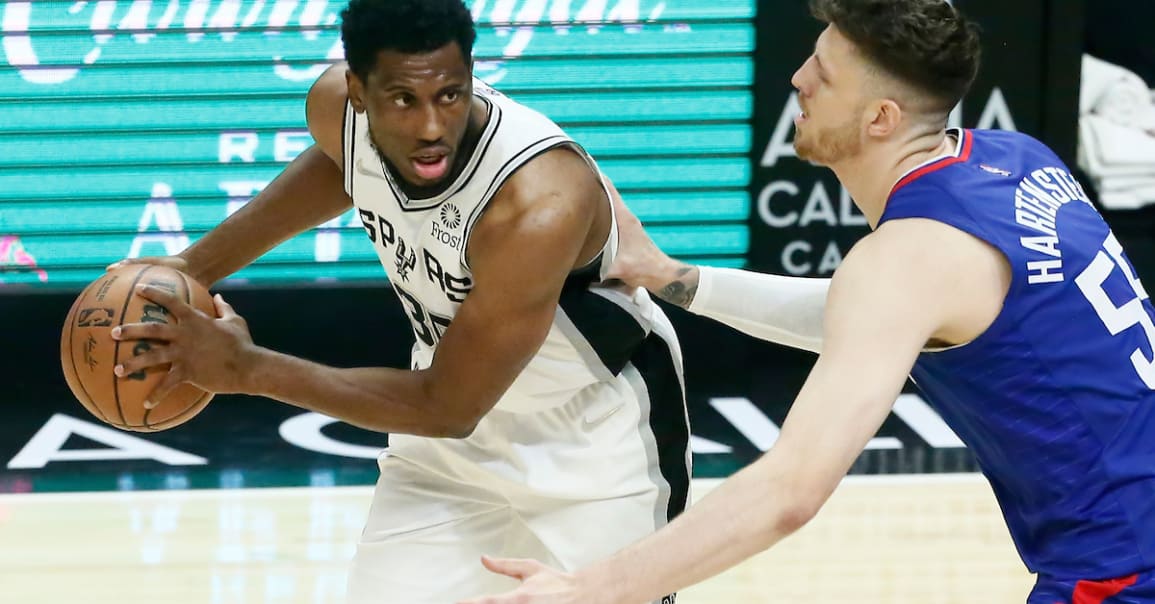 Qui pour se renforcer avec Thaddeus Young ?