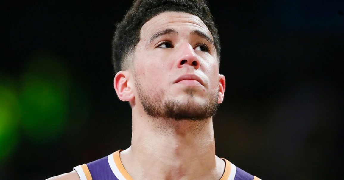 Devin Booker ne s’arrête plus, son game 4 a encore été indécent