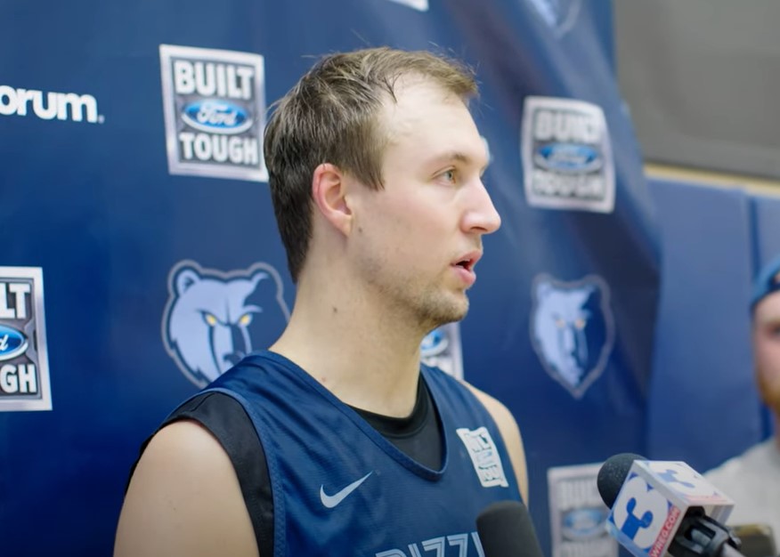 Luke Kennard prolonge 1 an à Memphis pour 11M$