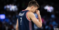 Bogdan Bogdanovic frustré par les arbitres face à Team USA…