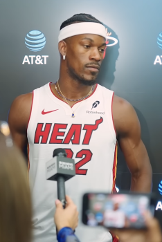 Jimmy Butler suspendu par le Heat : transfert imminent