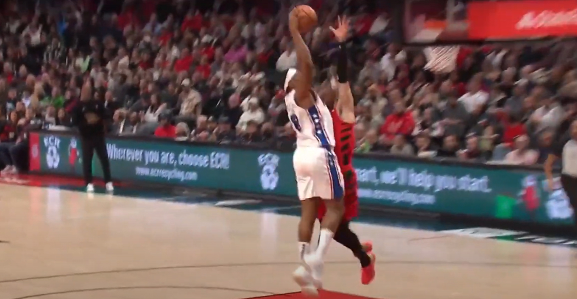 🎞 Le poster de Guerschon Yabusele sur Deni Avdija ! 🧨