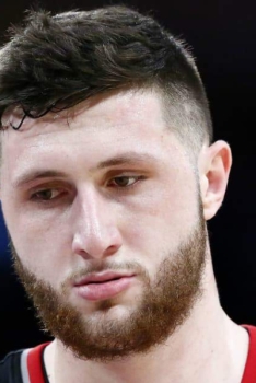 Malade et écarté par les Suns, Jusuf Nurkic a unfollow KD et Booker…